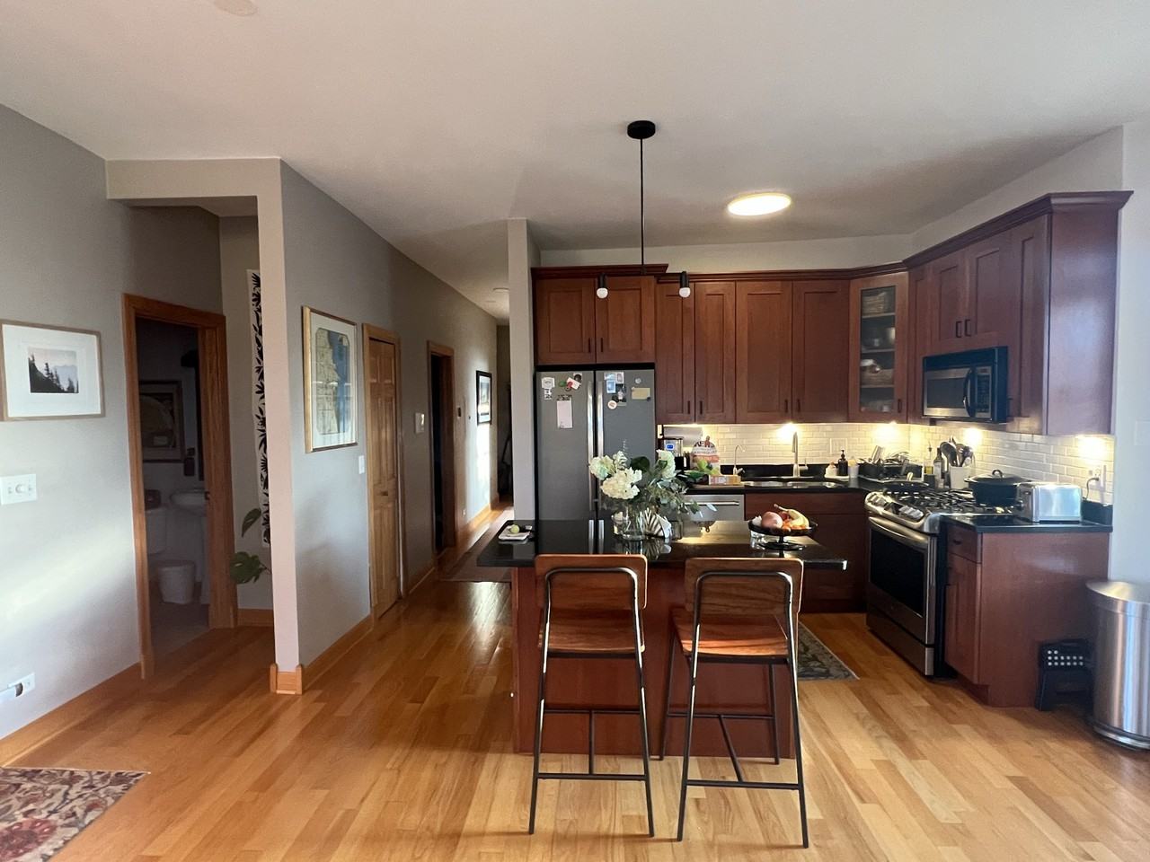 3953 W Waveland Ave #NA - Photo 4 of 13