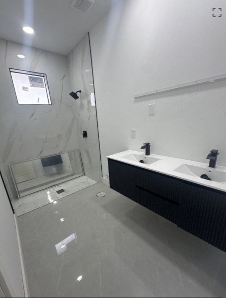 319 Urbana St #NA - Photo 5 of 6