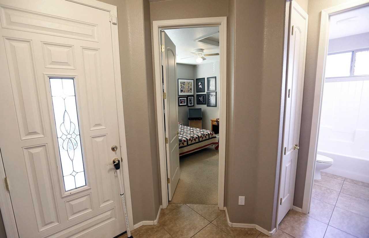 3858 E Morelos St #NA - Photo 4 of 48