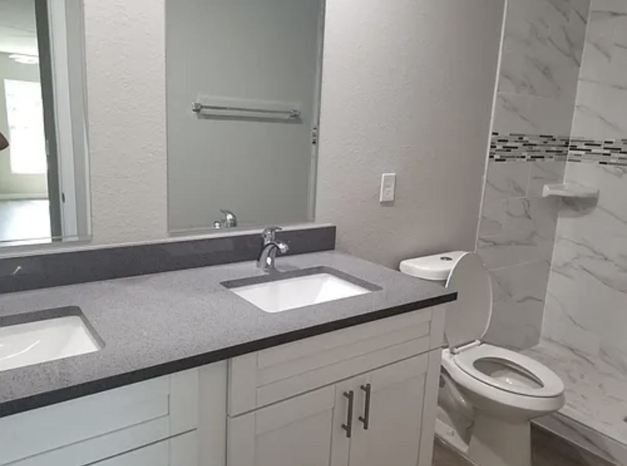 6054 N Moss Cir #NA - Photo 2 of 4
