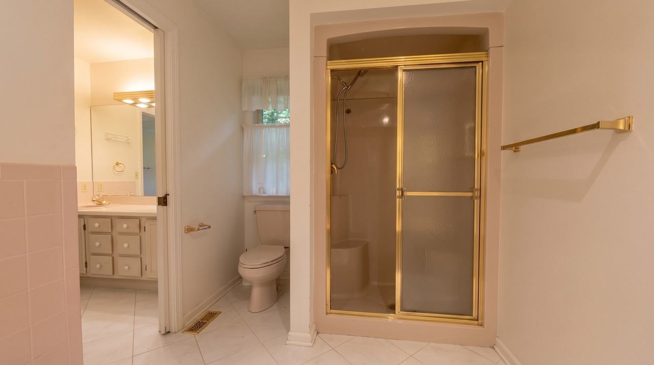 2 Ascot Ln #NA - Photo 3 of 5