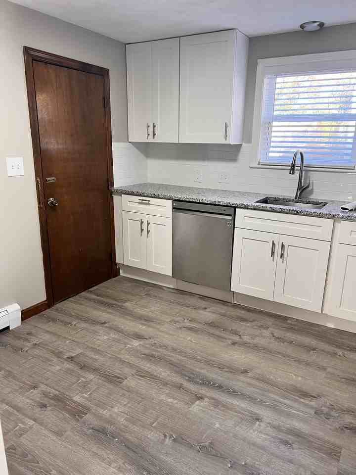 60 Summit St #60 - Photo 5 of 5
