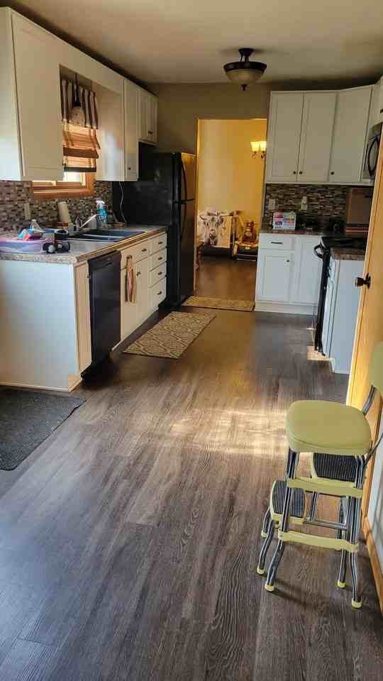 1000 8th St #1 - Photo 2 of 7