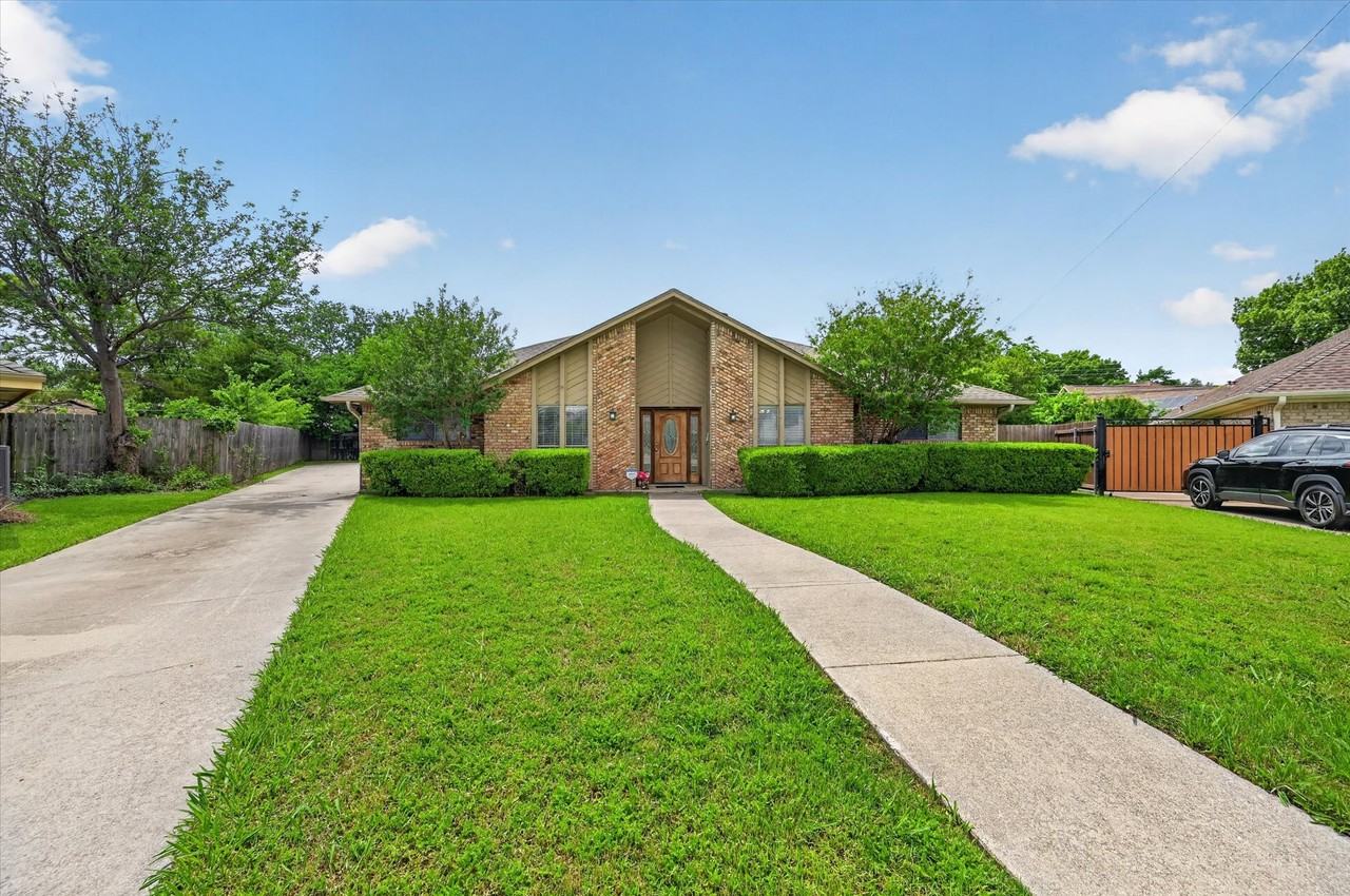 3921 Timberidge Dr #NA - Photo 2 of 25