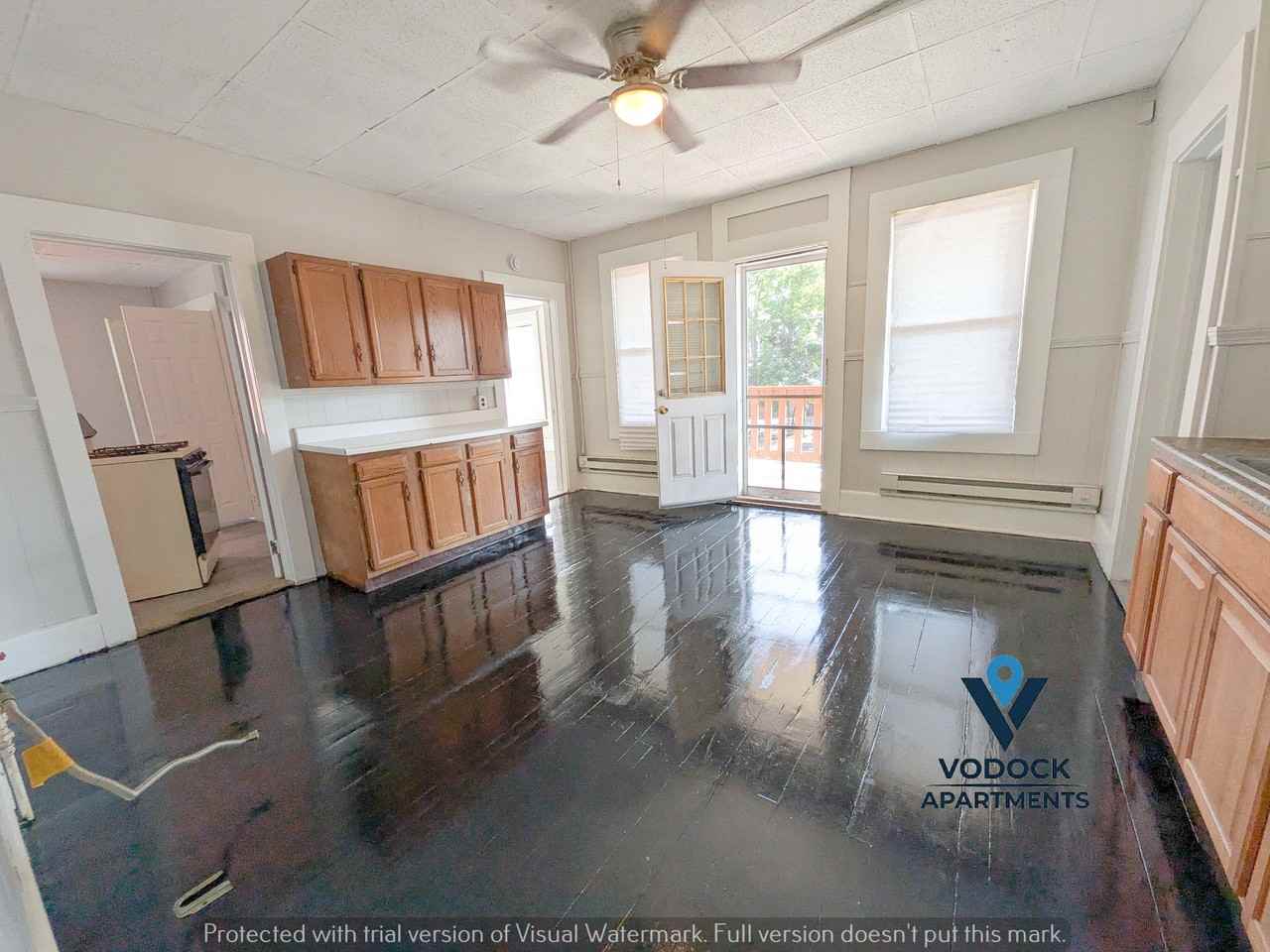212 Lyman St #3L - Photo 3 of 18