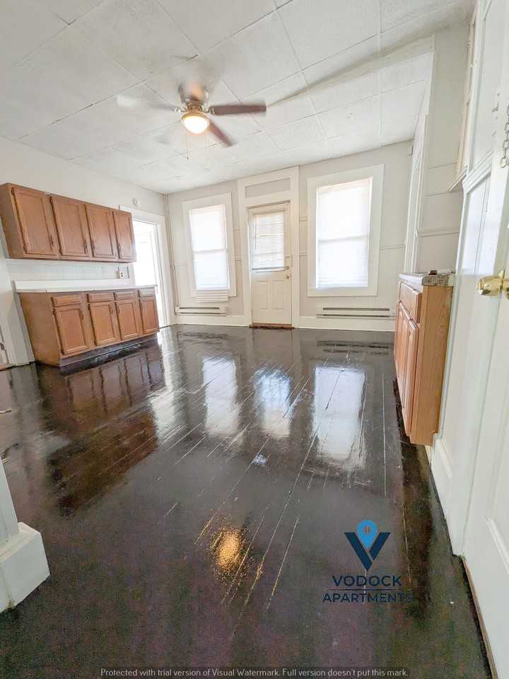 212 Lyman St #3L - Photo 4 of 18