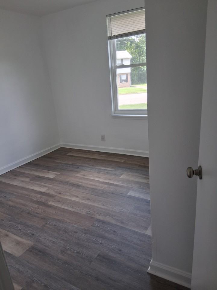2810 Vista Ln #105 - Photo 2 of 12