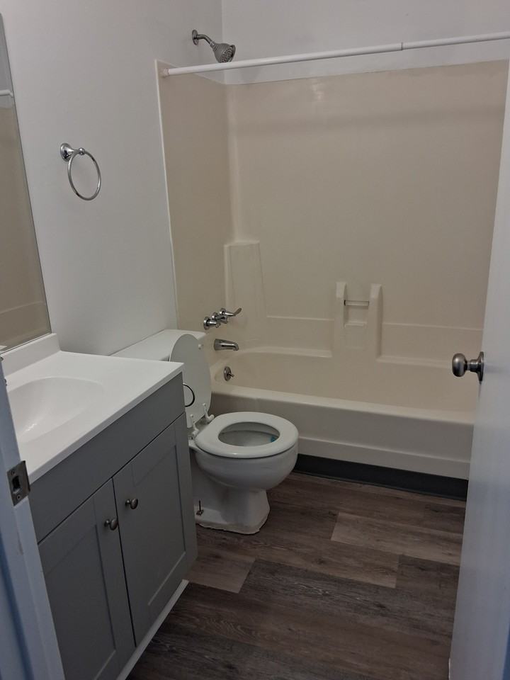 2810 Vista Ln #105 - Photo 3 of 12