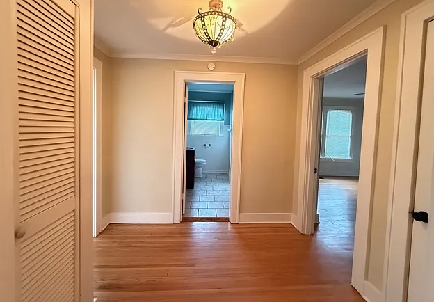 1021 Prospect Ave #NA - Photo 4 of 16