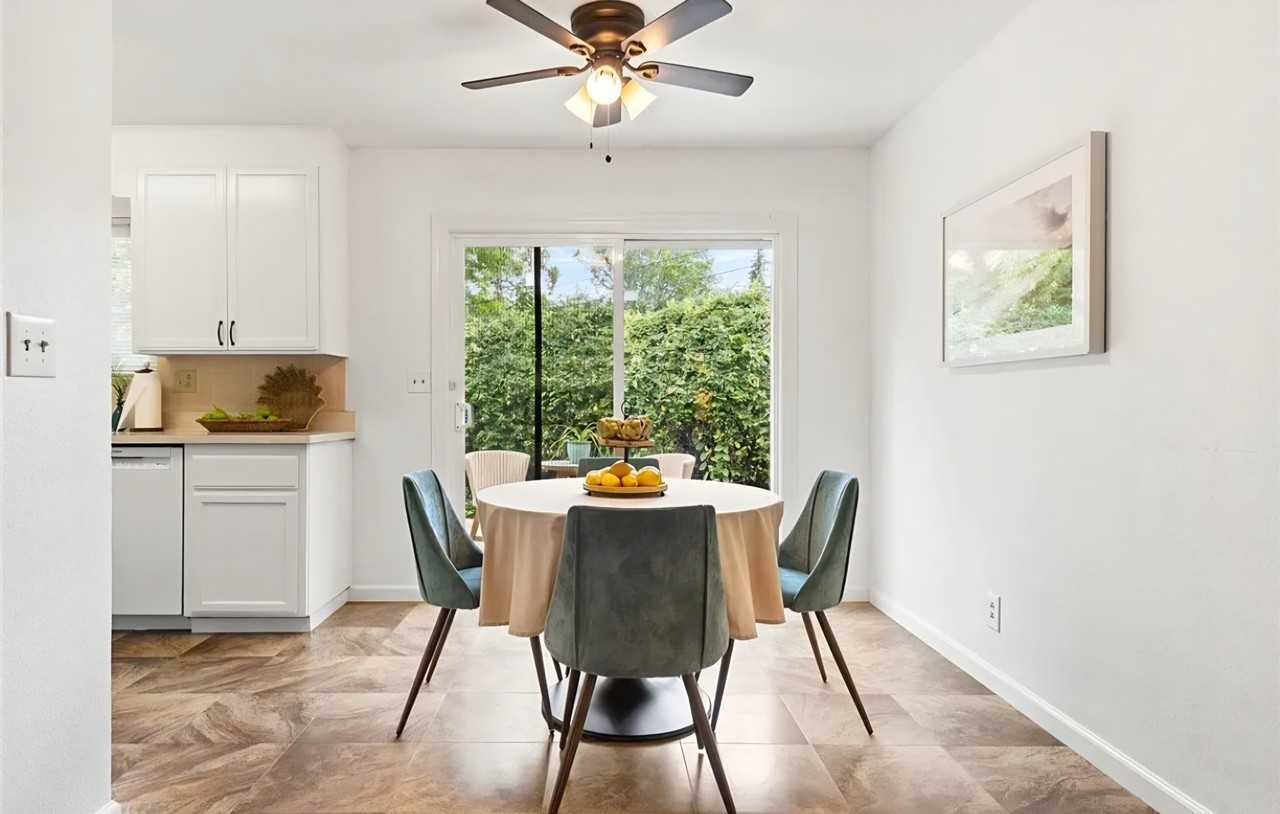6 Plaza Way #NA - Photo 4 of 15