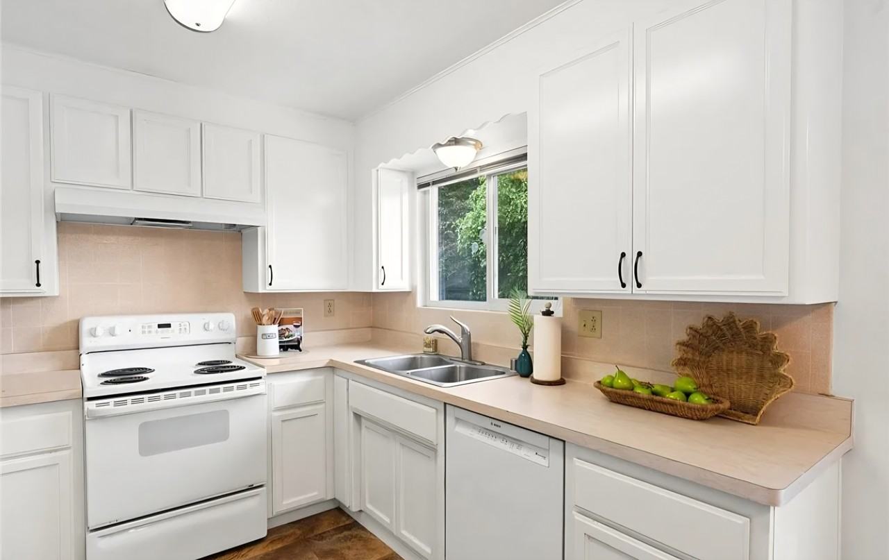 6 Plaza Way #NA - Photo 6 of 15