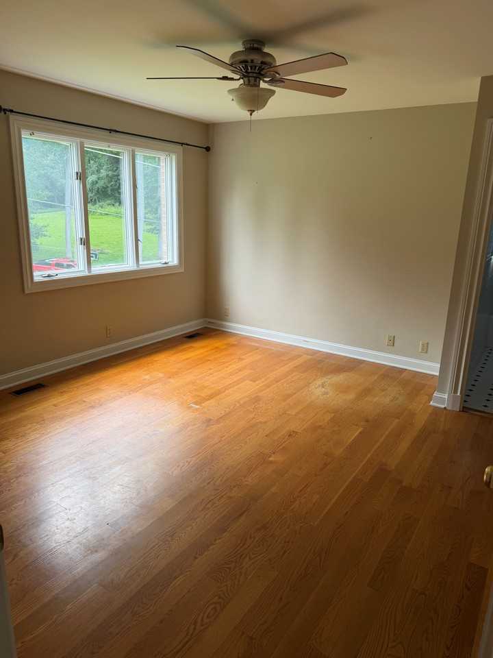 385 Steadman Rd #NA - Photo 7 of 9