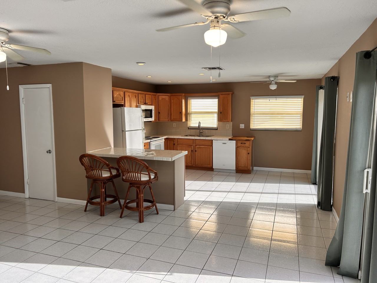 1635 Pandorea Ln #NA - Photo 6 of 16