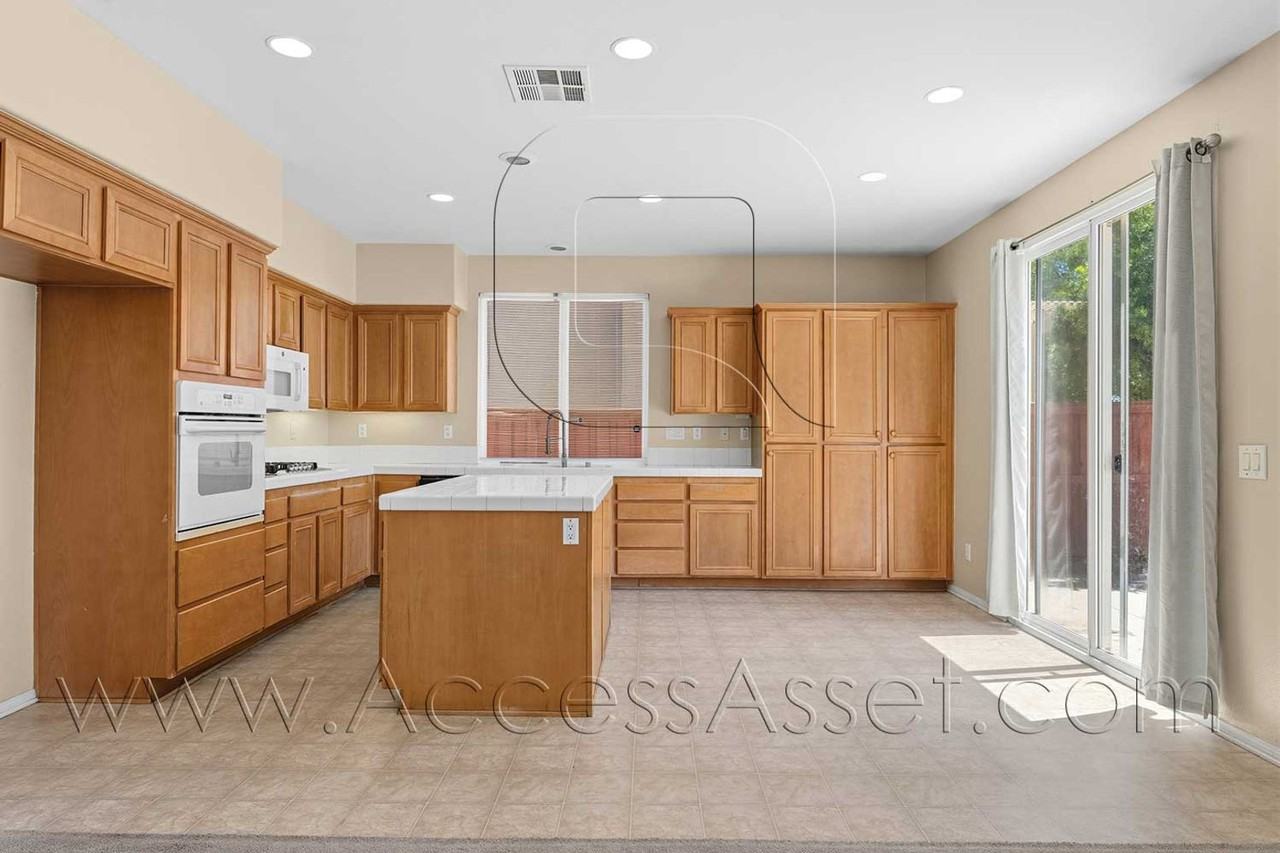 29291 Grande Vista Ave - Photo 3 of 39