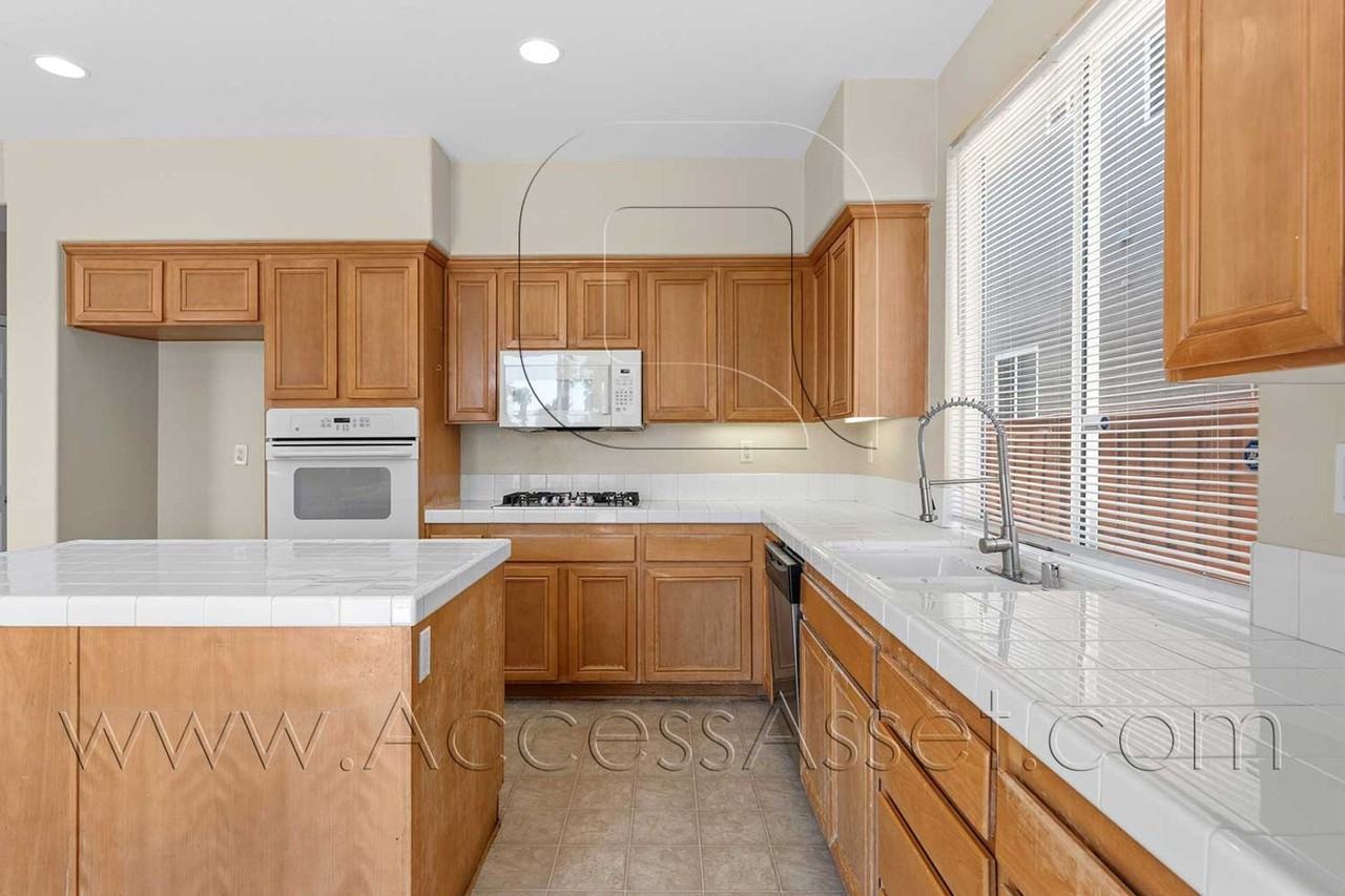 29291 Grande Vista Ave - Photo 5 of 39