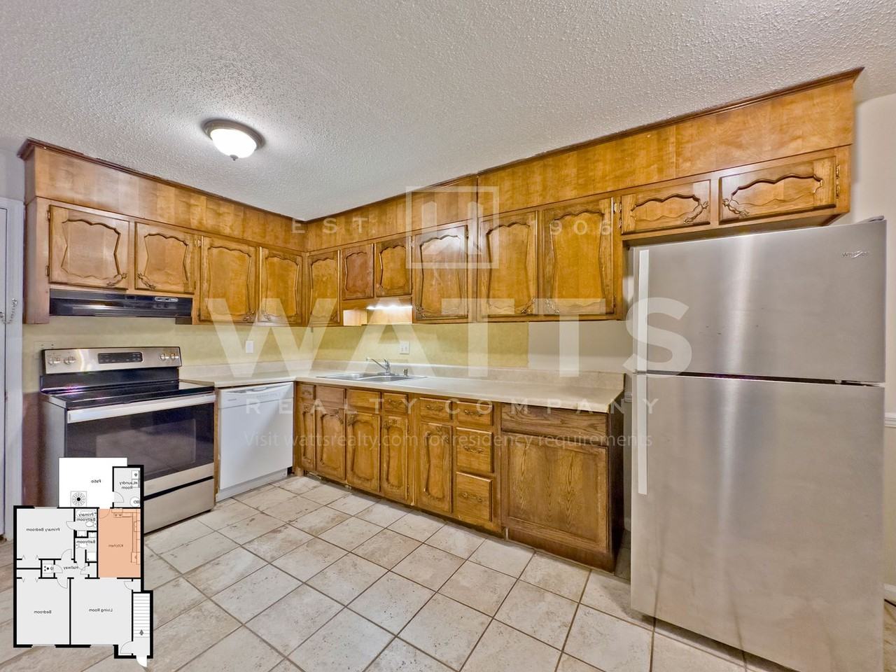 3229 Westbrook Dr - Photo 4 of 11