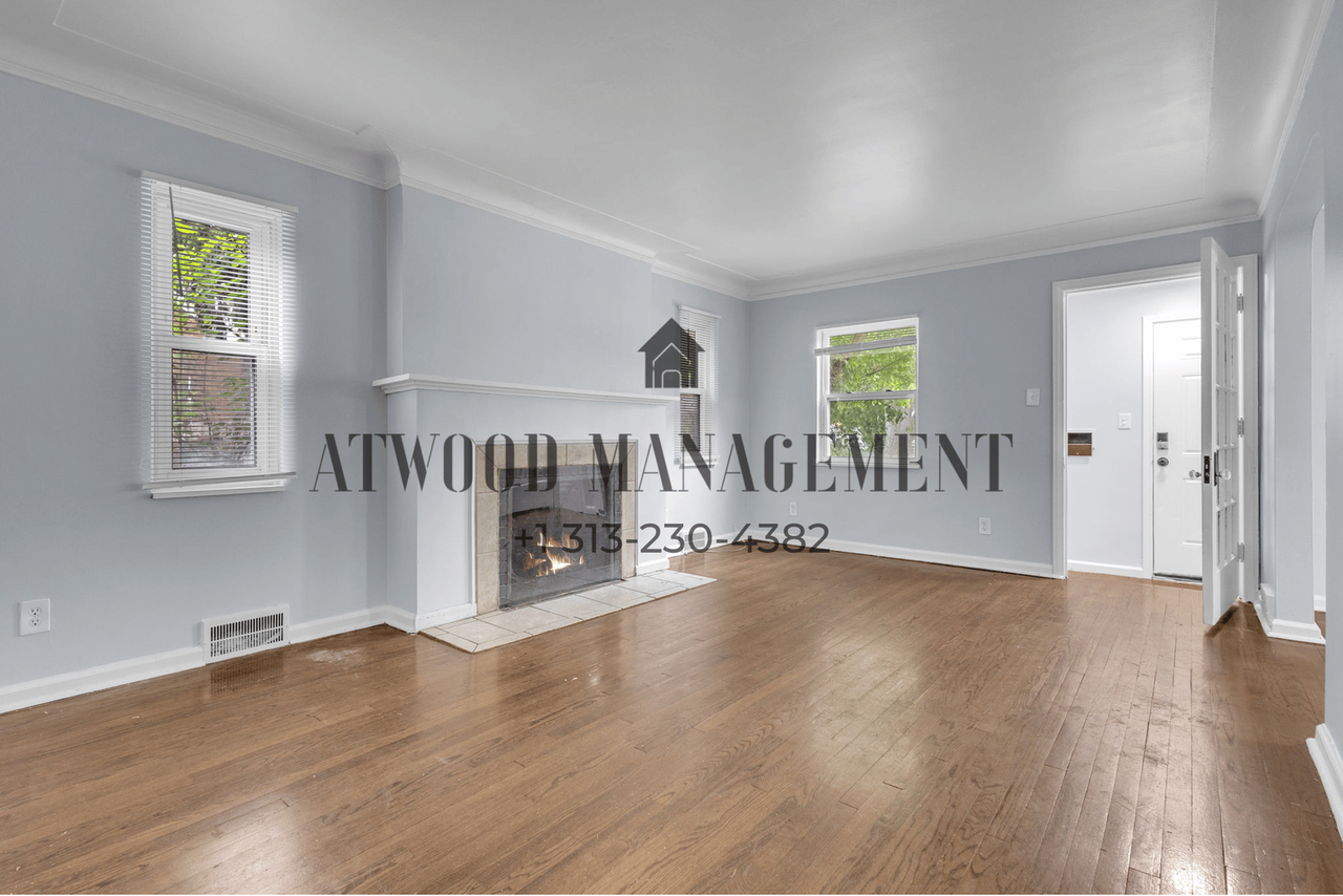 9755 Wayburn St - Photo 2 of 15