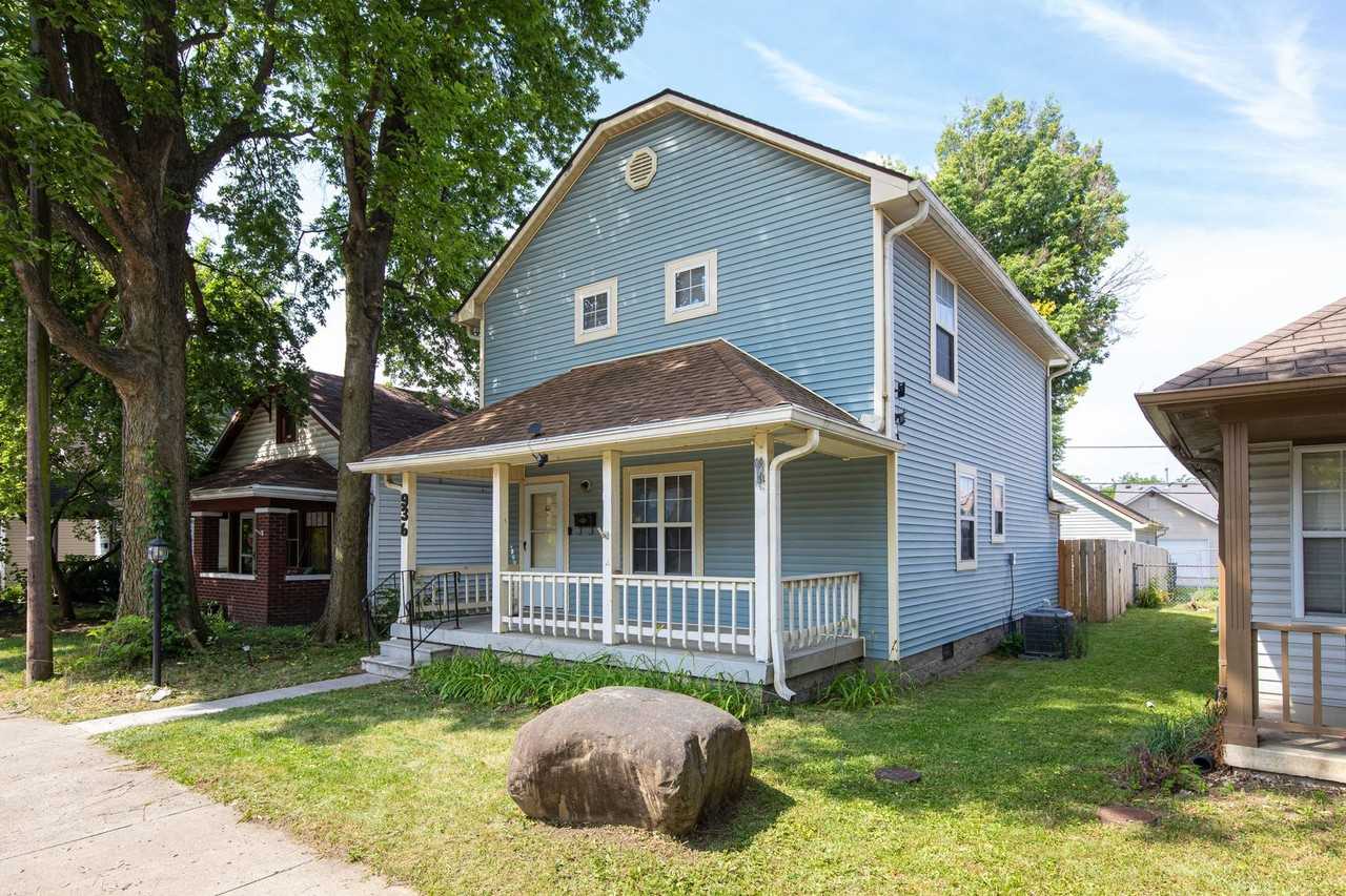 936 Camp St - Photo 3 of 50