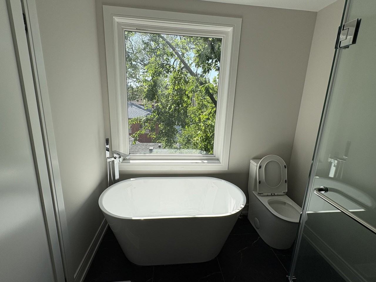 18 Crocker Ave - Photo 7 of 16
