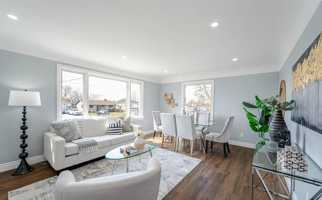 featured image of 33 Grandview St S