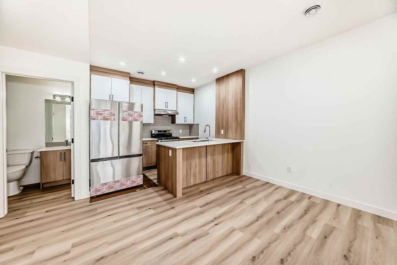 1728 29 St Sw - Photo 5 of 43