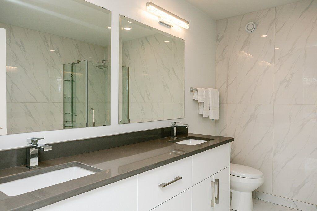11446 71 Ave Nw - Photo 2 of 10