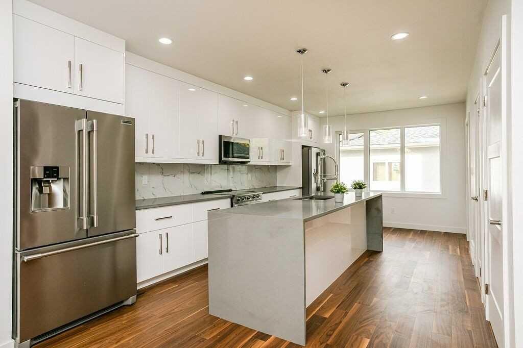11446 71 Ave Nw - Photo 5 of 10