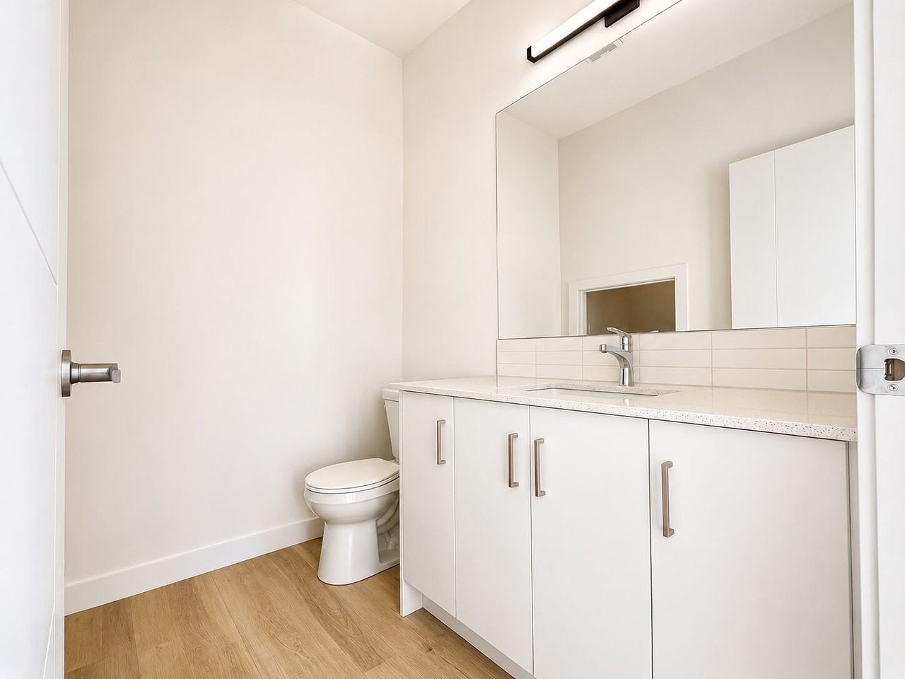 9645 - 9645 155 St Nw - Photo 7 of 20