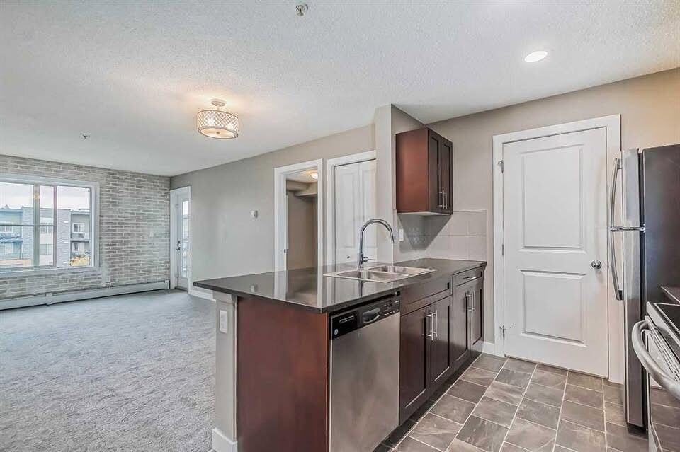 1317 - 1317 27 Street Se - Photo 3 of 11