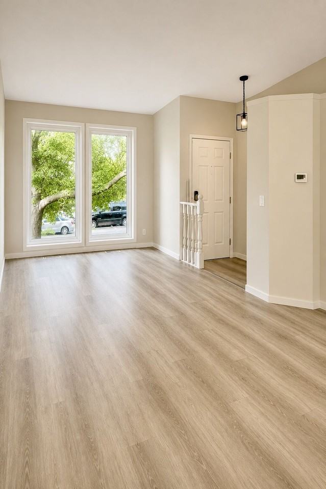 43 Macewan Meadow Cres Nw - Photo 3 of 28