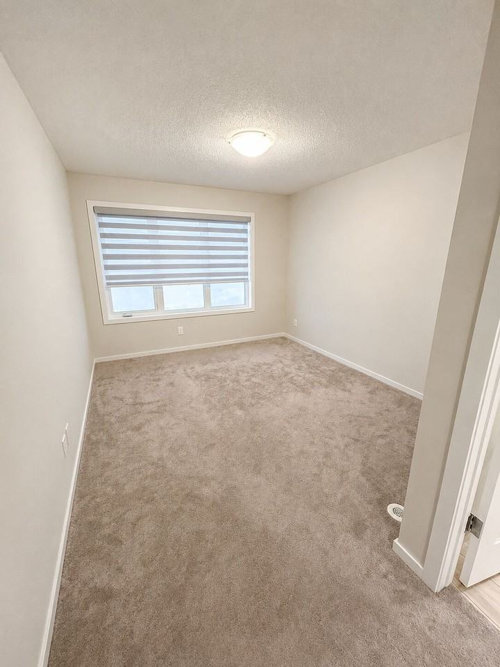 819 Windbury St Sw - Photo 4 of 15