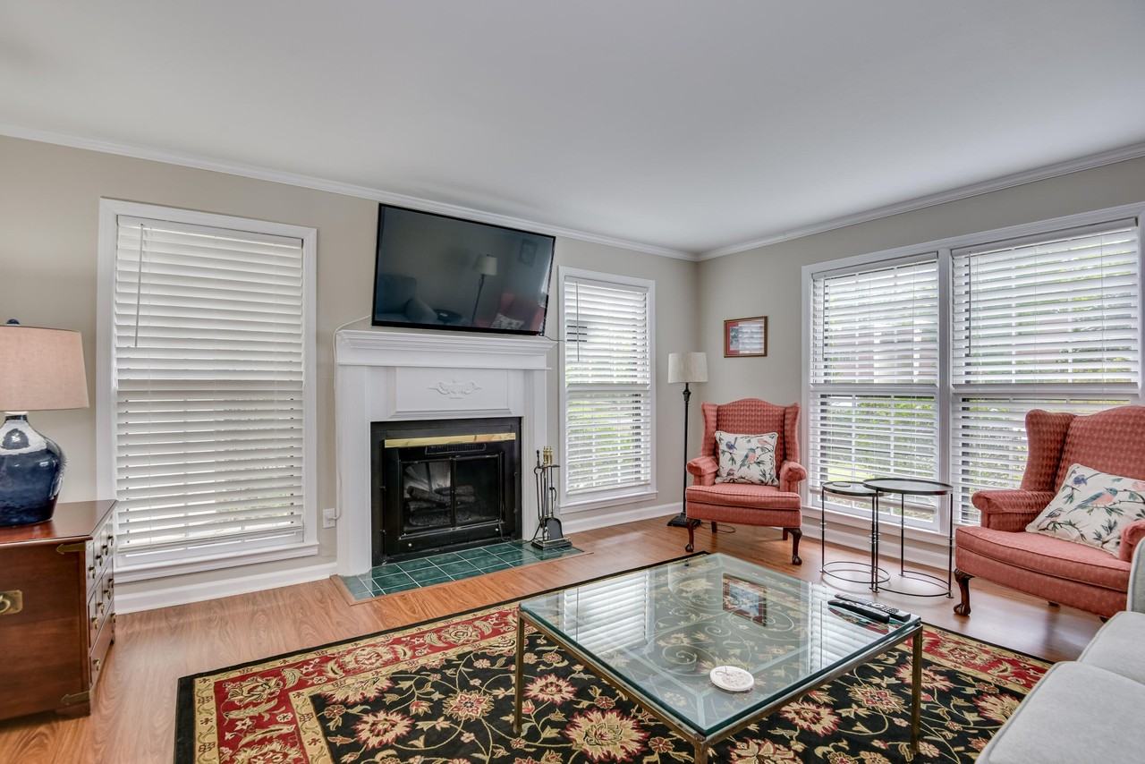 324 Laurens St Sw #B - Photo 6 of 32