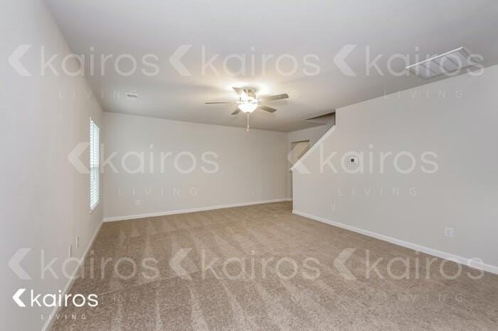 607 Wild Tulip Ct - Photo 7 of 16