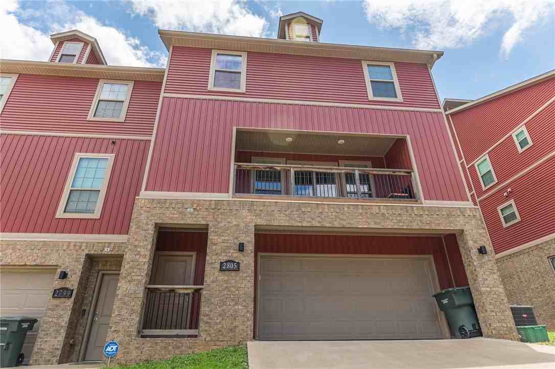 2805 W Lakewood Dr