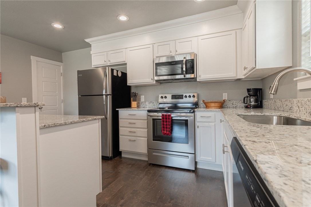 2805 W Lakewood Dr - Photo 6 of 23
