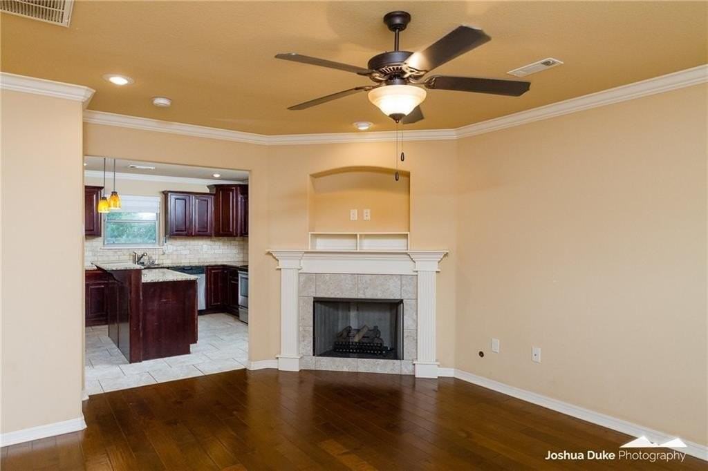 2657 N Valencia Ave - Photo 3 of 16
