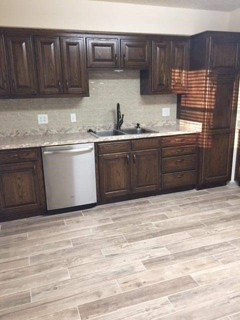 1118 S 26th St - Photo 4 of 19