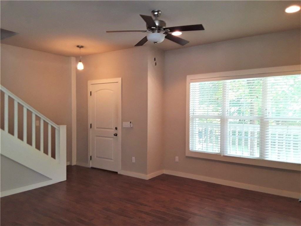 1656 W Neptune St - Photo 6 of 10