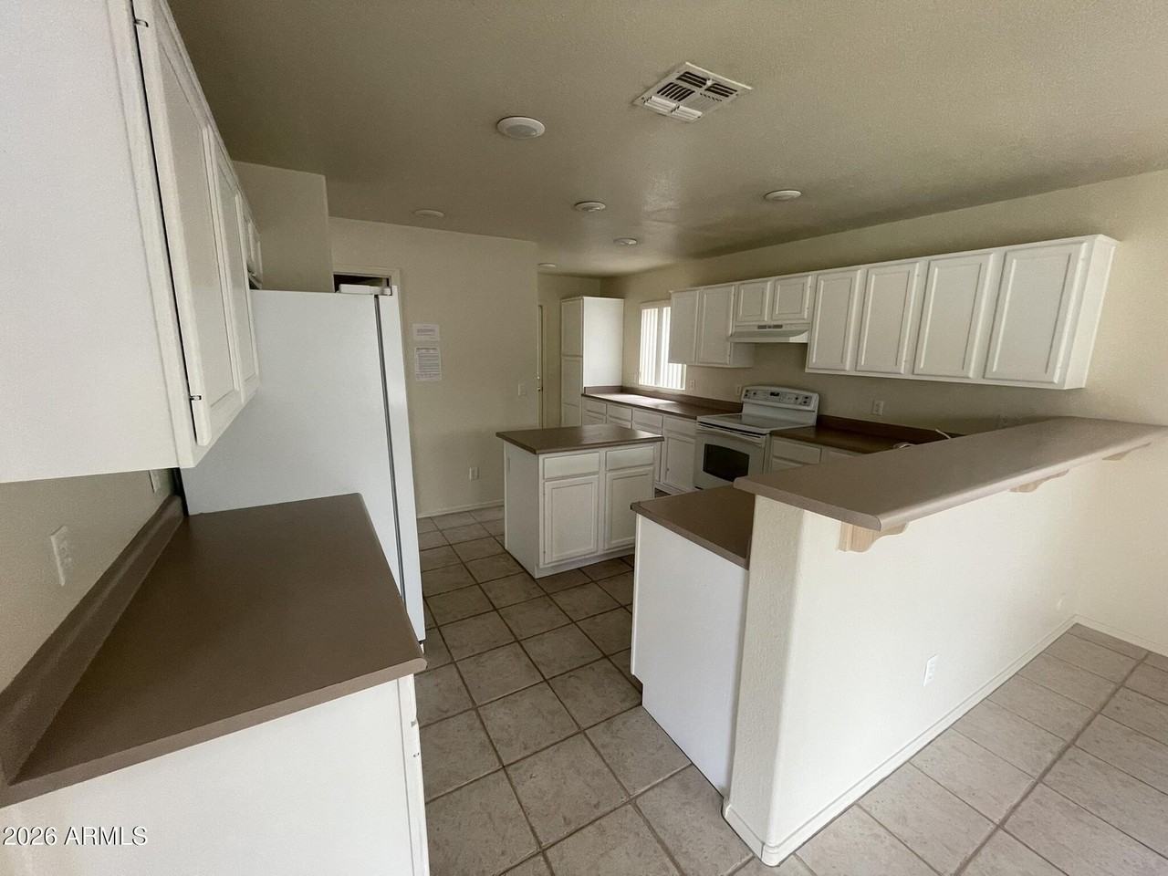 4725 E Goldfinch Gate Ln - Photo 4 of 21