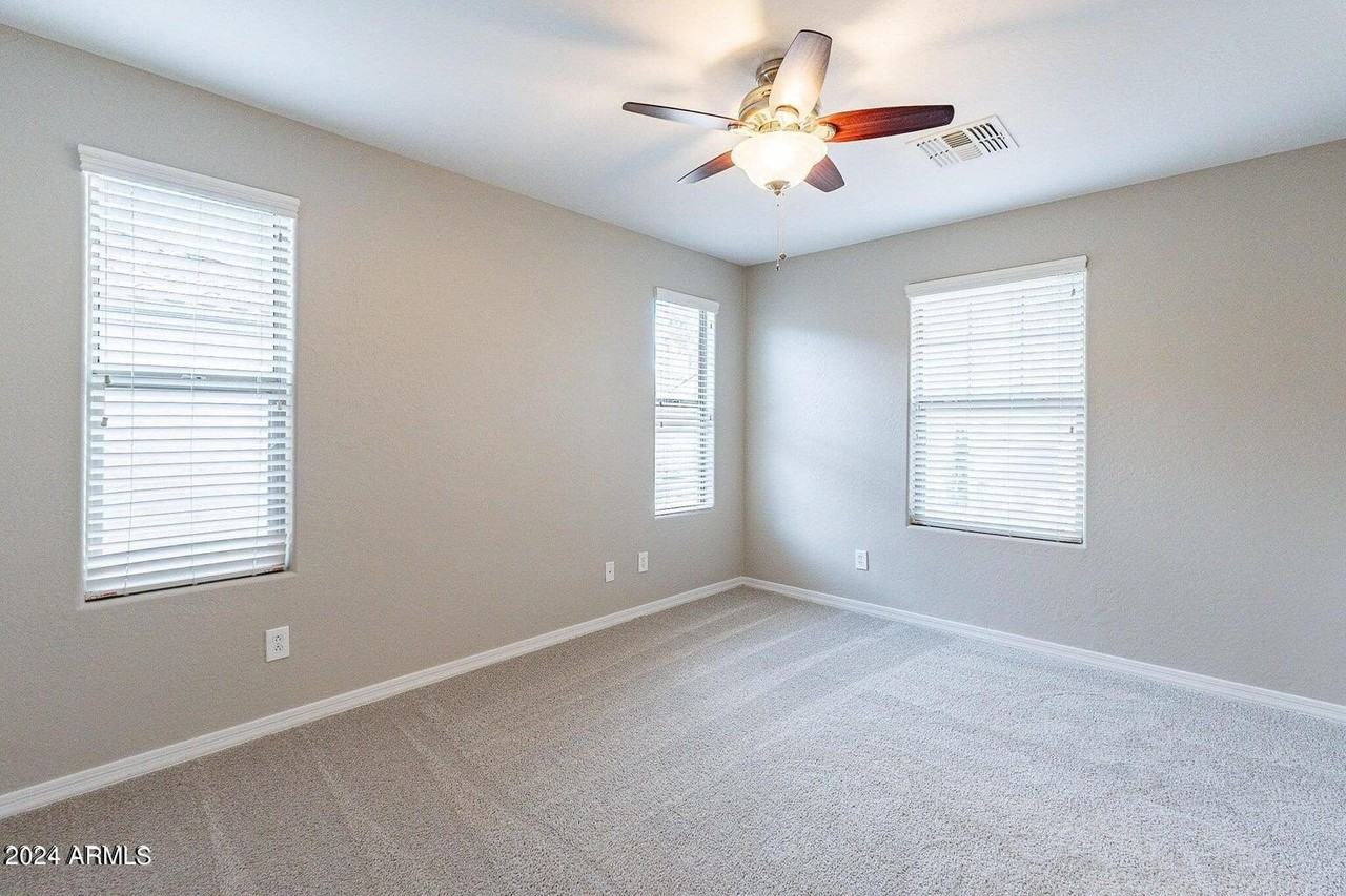 3653 W Bryce Ct - Photo 7 of 29