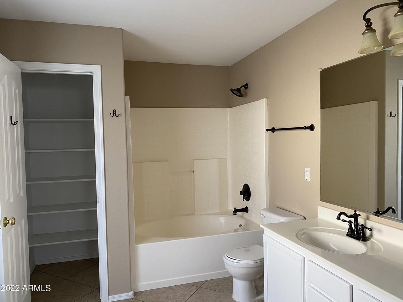 3427 E Derringer Way - Photo 7 of 20