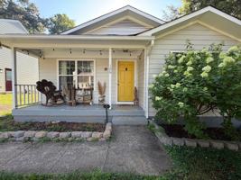 featured image of 106 Westwood Cir