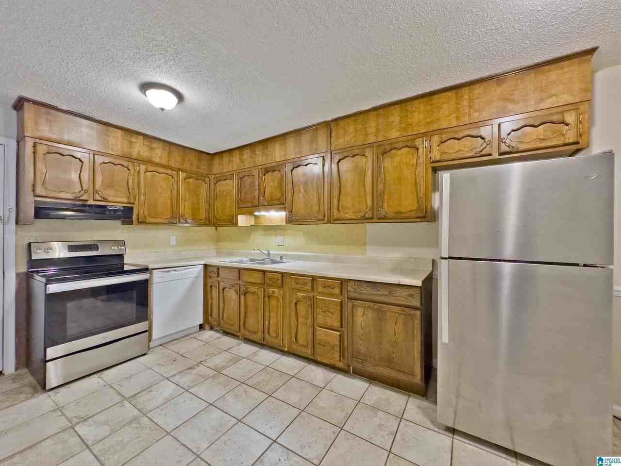 3229 Westbrook Dr #201 - Photo 5 of 12