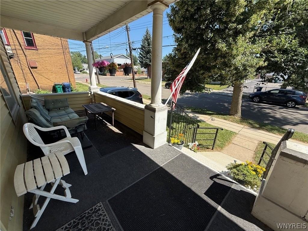74 Ashton Pl - Photo 2 of 42