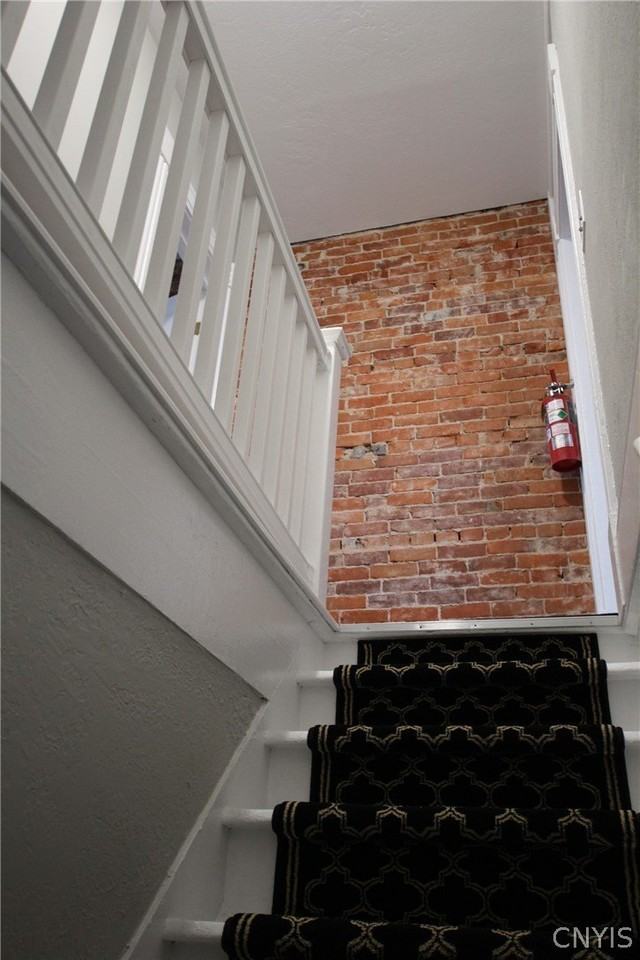 272 State St - Photo 3 of 17