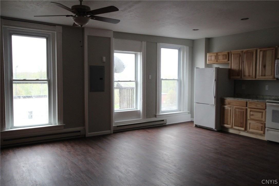 272 State St - Photo 7 of 17