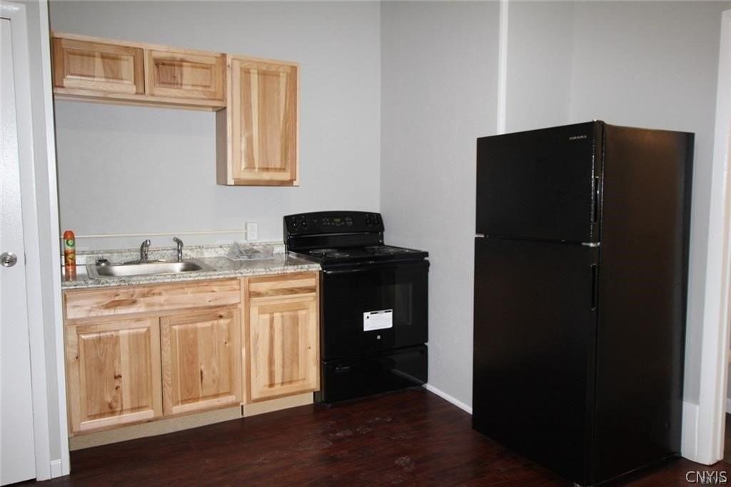 268 State St #3 - Photo 4 of 6