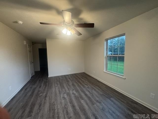 100 E Lauren Ln - Photo 4 of 22