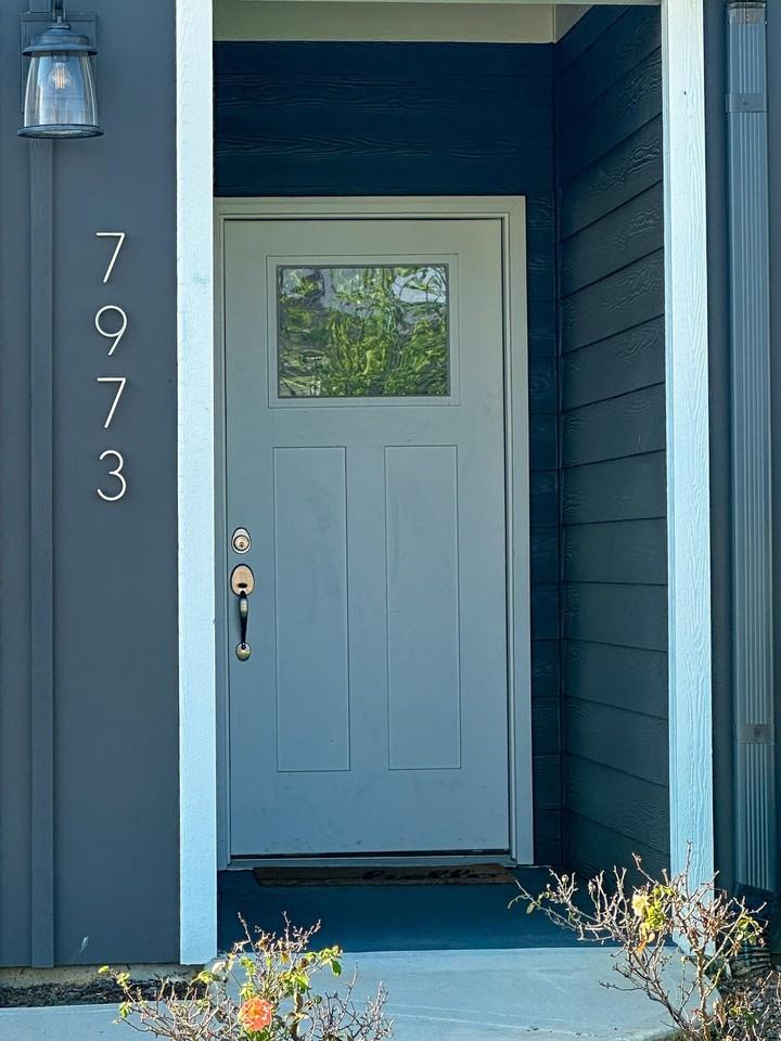 7973 Capri Ct - Photo 3 of 22