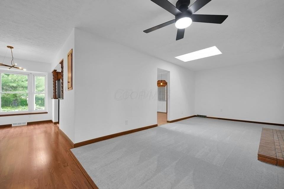 760 Drummond Ct - Photo 3 of 23